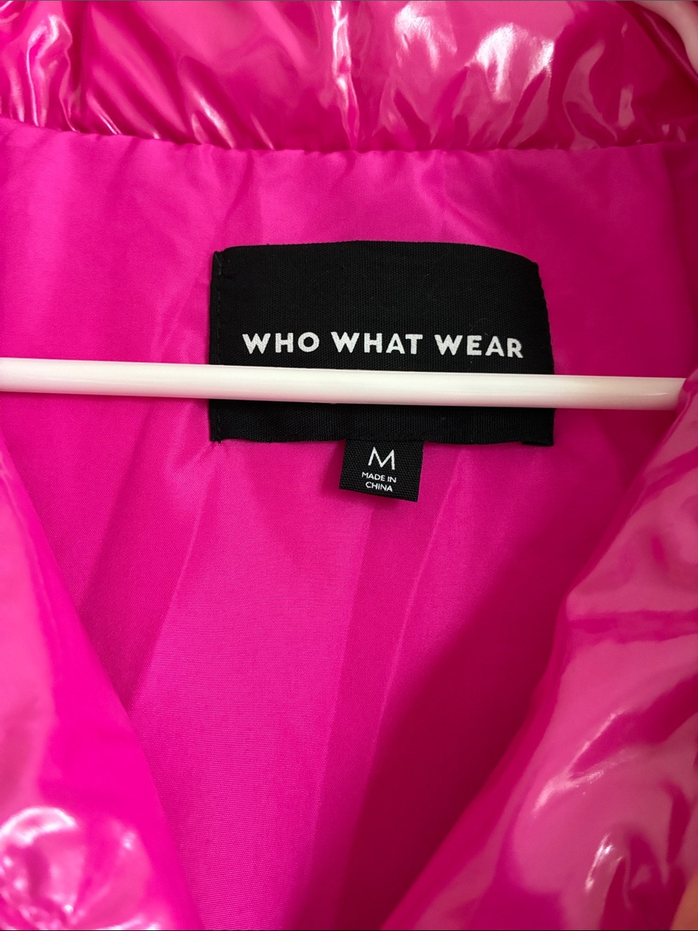 Y2K Who What Wear Hot Pink High Shine Vinyl Puffer Jacket Belted Size M NWOT - Picture 2 of 7